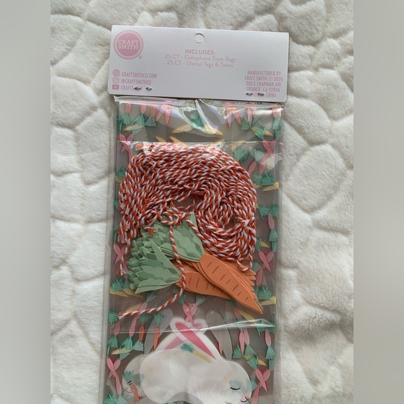 25 Ct Easter Treat Bags with Tags - Picture 5 of 8